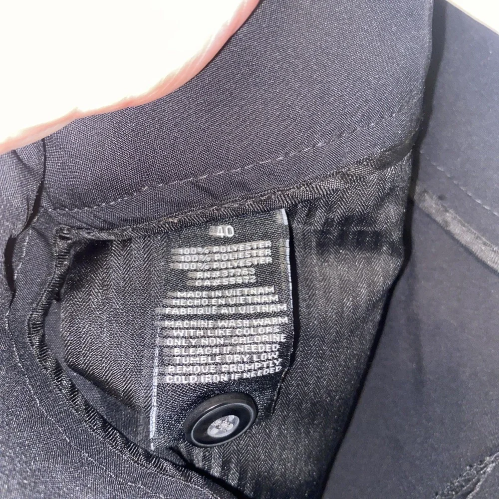 PGA TOUR Men's Black Golf Shorts Size 40 Performance‎ Pleated Front 9.5